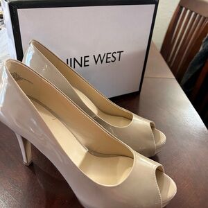 Nine West Neutral/Beige Pointed-Toe Pump